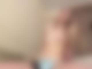 Live cam show with Chloe Show - Fullynaked on fapnchat