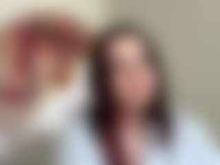 Emy-BLOOM's Live Sex Cam Show