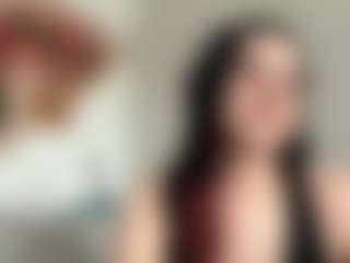 Emy-BLOOM's Live Sex Cam Show