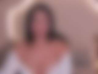 Live cam show with Natalie Lewis - Camel Toe on https://playwithruby.com