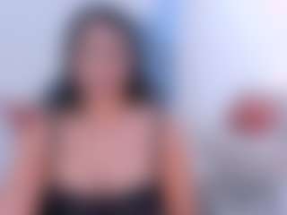 Live cam show with Natalie Lewis - Camel Toe on liverealitysex.com