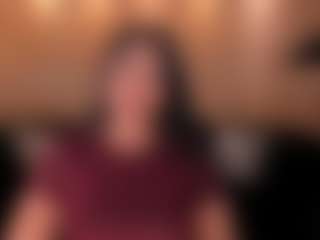 Live cam show with Natalie Lewis - Brown Hair on chickslive.net