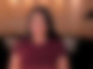 Live cam show with Natalie Lewis - Striptease on justonemore.cc