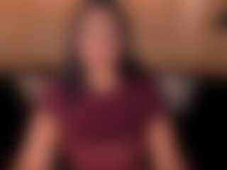 Live cam show with Natalie Lewis - Normal on Camsoda