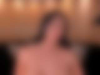 Live cam show with Natalie Lewis - Normal on livesexfox.com
