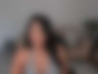 Live cam show with Natalie Lewis - Brown Hair on slutload