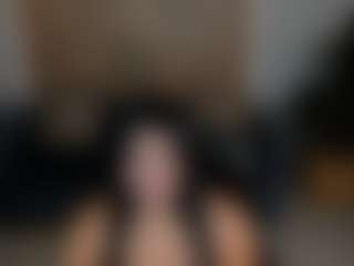 Live cam show with Natalie Lewis - Camel Toe on Fling VIP Chat