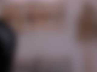 Live cam show with Natalie Lewis - Camel Toe on Camsoda