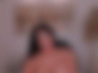Live cam show with Natalie Lewis - Camel Toe on Camsoda