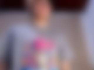 Live cam show with DARA - Flat Chested on https://playwithruby.com
