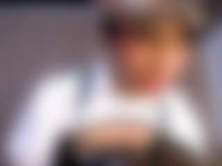 Live cam show with DARA - Orgasm on StripNow