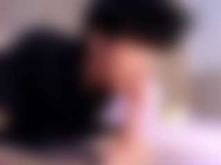 Live cam show with DARA - Average on Camming Site
