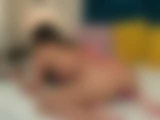 Live cam show with Charlott Moreu - Lovense Brown Hair on Lustler