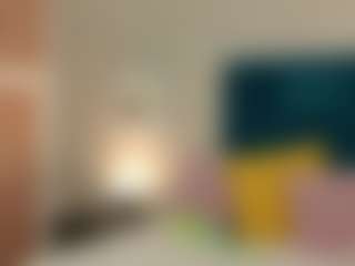Charlott Moreu's Live Sex Cam Show