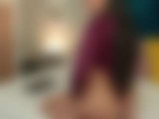 Charlott Moreu's Live Sex Cam Show