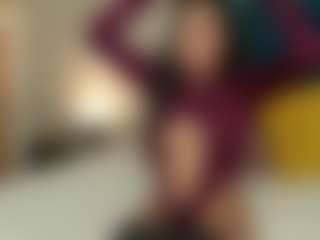 Charlott Moreu's Live Sex Cam Show