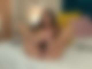 Charlott Moreu's Live Sex Cam Show