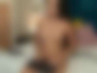 Charlott Moreu's Live Sex Cam Show