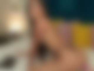 Charlott Moreu's Live Sex Cam Show