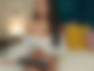 Charlott Moreu's Live Sex Cam Show