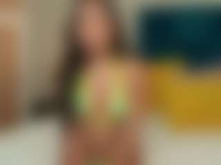 Live cam show with Charlott Moreu - Deepthroat on Fling VIP Chat