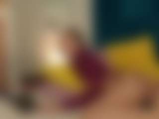 Charlott Moreu's Live Sex Cam Show