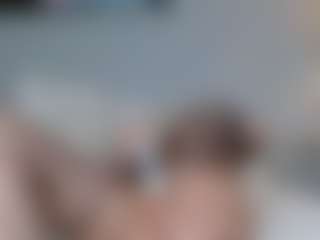Live cam show with ChloeAdamsTx - Game on Livezox