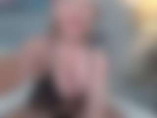 ChloeAdamsTx's Live Sex Cam Show