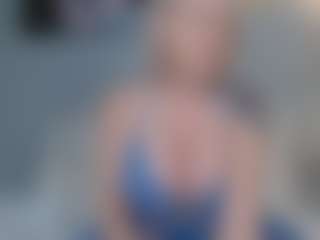 ChloeAdamsTx's Live Sex Cam Show