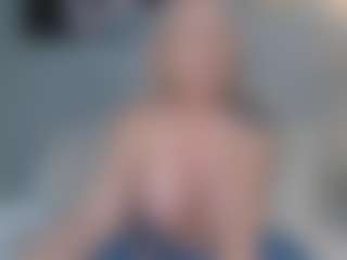 ChloeAdamsTx's Live Sex Cam Show