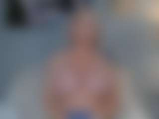 ChloeAdamsTx's Live Sex Cam Show
