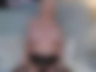 ChloeAdamsTx's Live Sex Cam Show