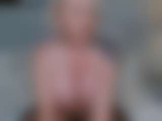 ChloeAdamsTx's Live Sex Cam Show