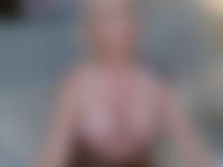 ChloeAdamsTx's Live Sex Cam Show