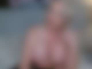 ChloeAdamsTx's Live Sex Cam Show