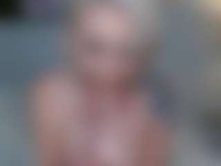 ChloeAdamsTx's Live Sex Cam Show