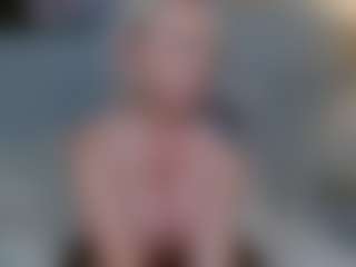 ChloeAdamsTx's Live Sex Cam Show