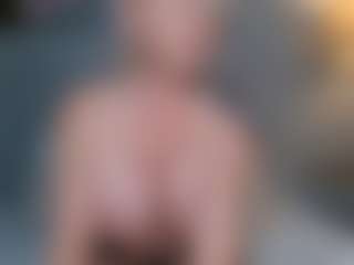 ChloeAdamsTx's Live Sex Cam Show