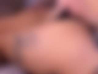 OfficialCreamBee's Live Sex Cam Show