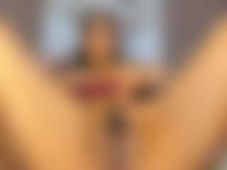 Live cam show with saraycollins - Amateur on Chatstar