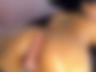 Live cam show with saraycollins - Shaved Pussy Mature on AdultVida.com
