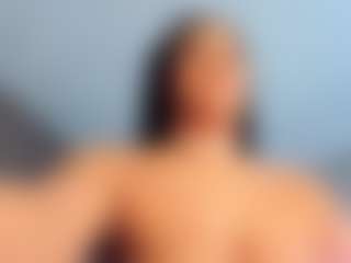 Live cam show with saraycollins - Deepthroat on StripNow