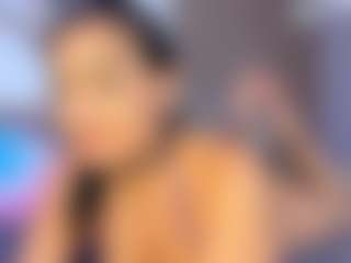 Live cam show with saraycollins - Gamer Latina on Soda Cam