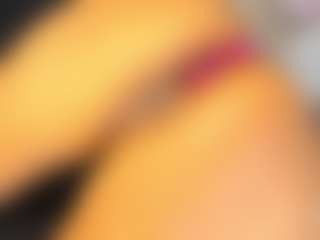 Live cam show with saraycollins - Brown Eyes Mature on StripNow