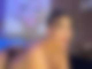 Live cam show with saraycollins - Average on AdultVida.com