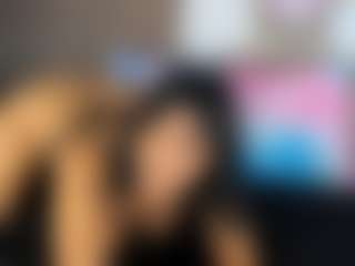 Live cam show with saraycollins - Natural on livesexfox.com