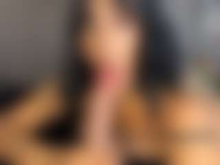Live cam show with saraycollins - Curvy Small Tits on milfzrlive.com