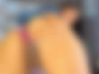 Live cam show with saraycollins - Spank Curvy on luckytryst.com