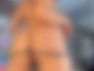 saraycollins's Live Sex Cam Show