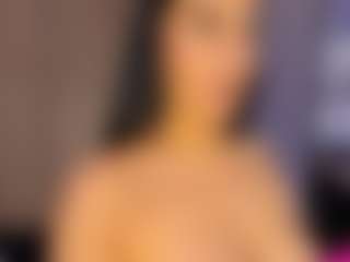 Live cam show with saraycollins - Deepthroat on Camsoda